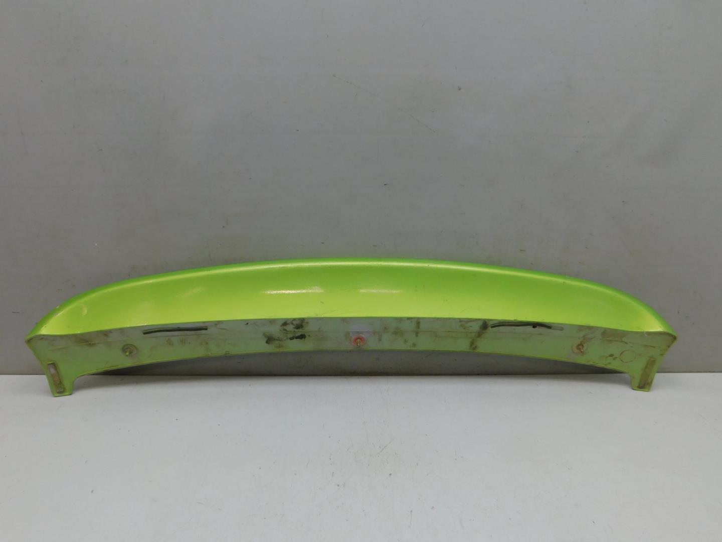 Спойлер (дефлектор) крышки багажника