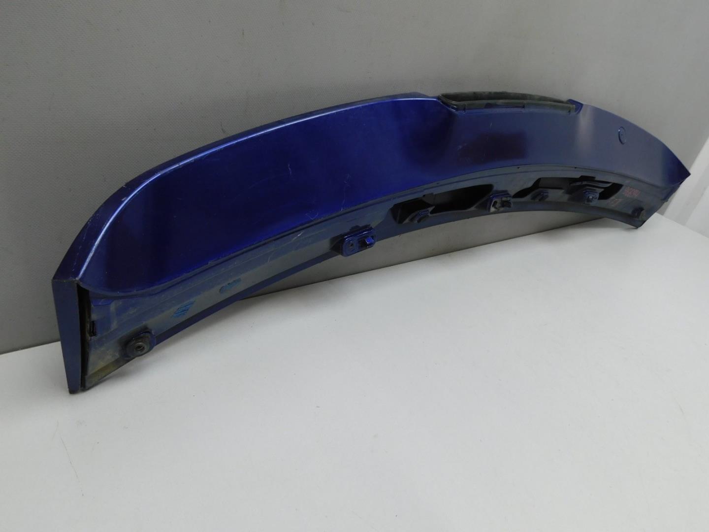 Спойлер (дефлектор) крышки багажника