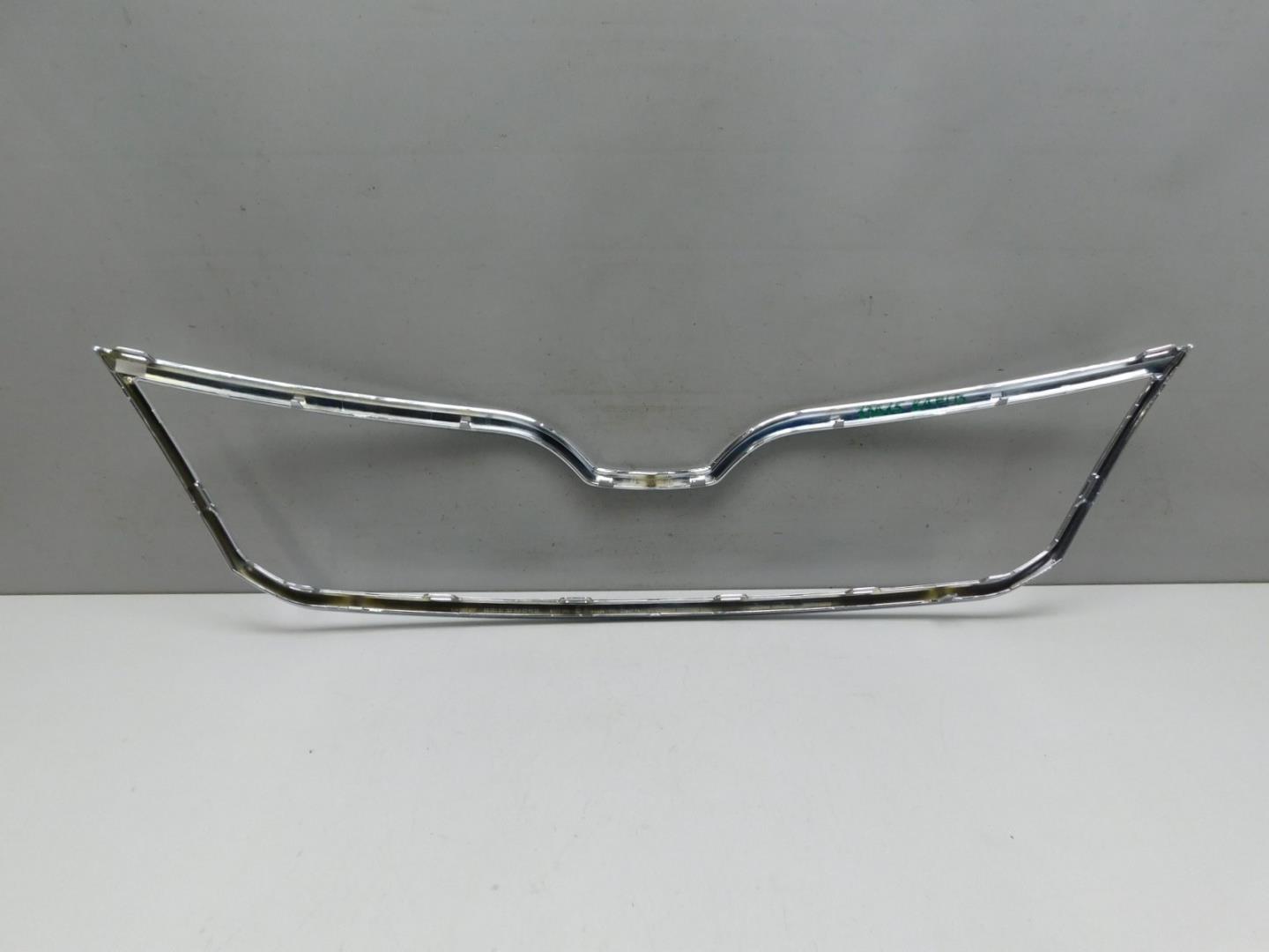 Накладка на решетку радиатора