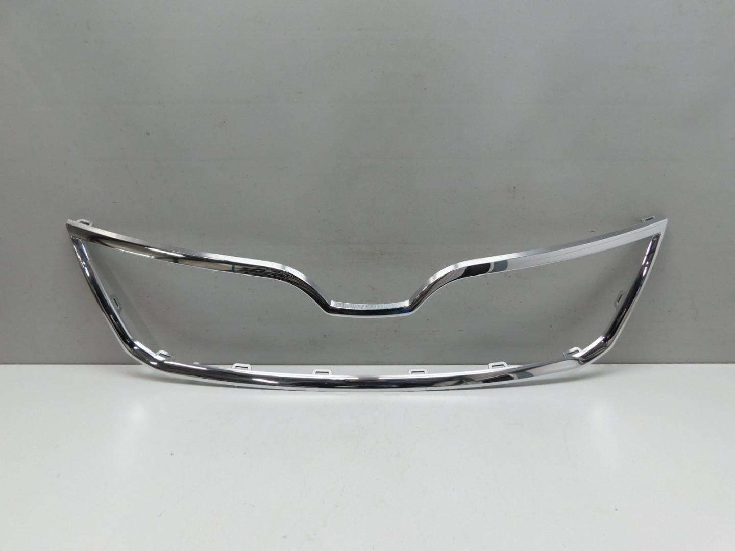 Накладка на решетку радиатора