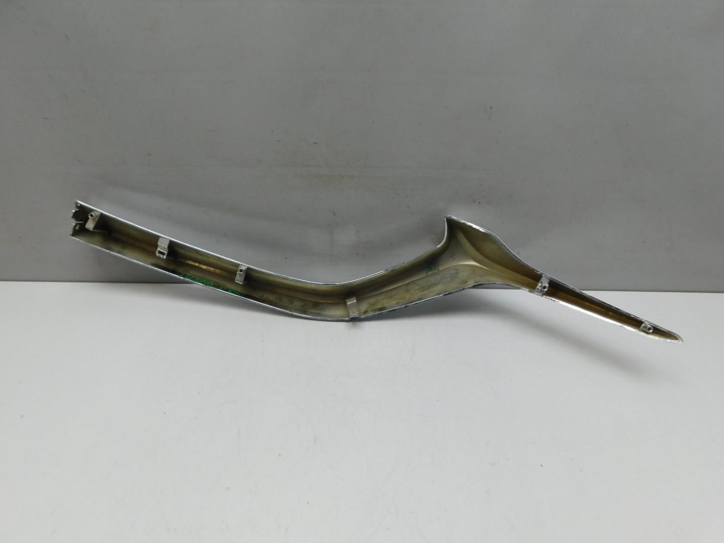 Накладка на решетку радиатора