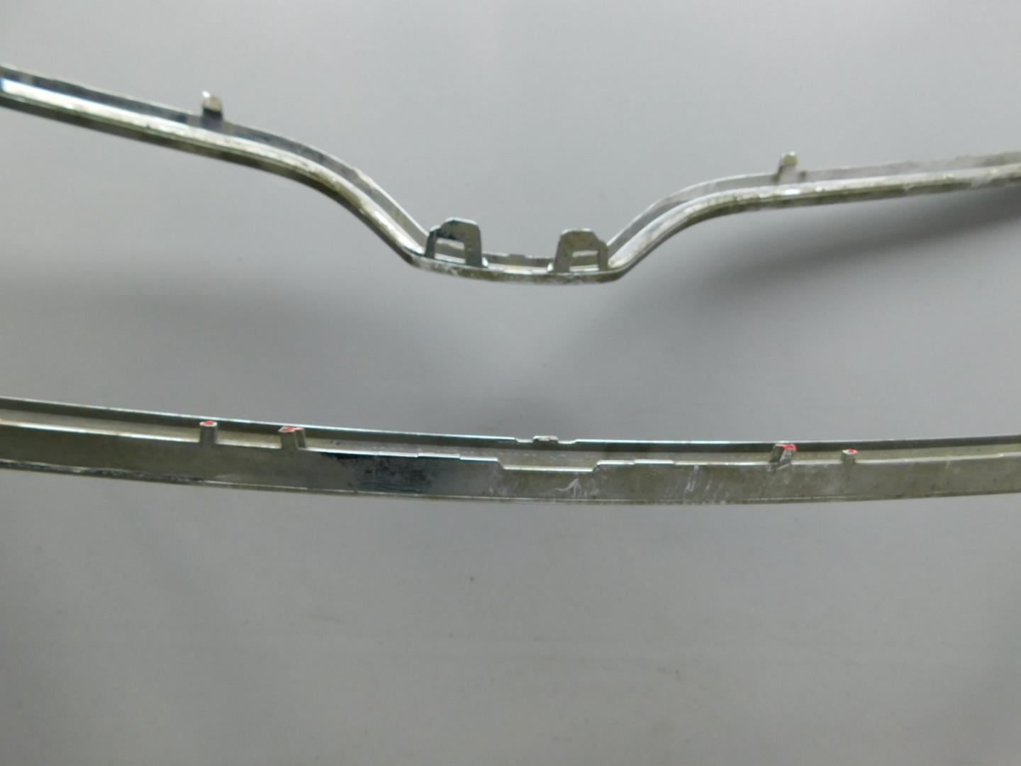 Накладка на решетку радиатора