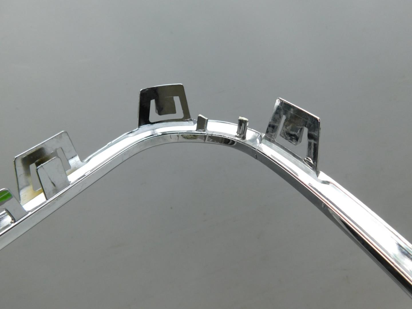 Накладка на решетку радиатора