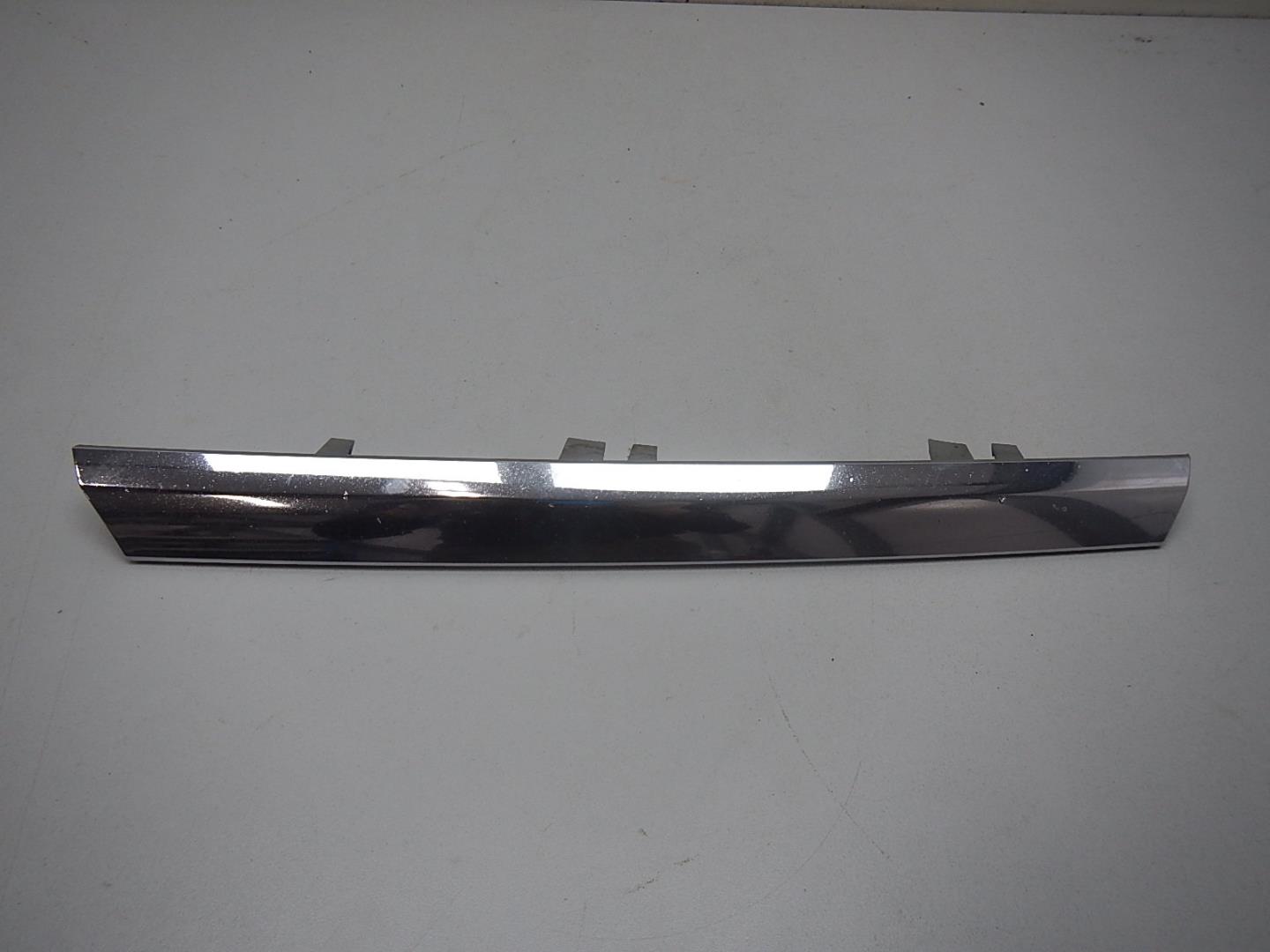 Накладка на решетку радиатора