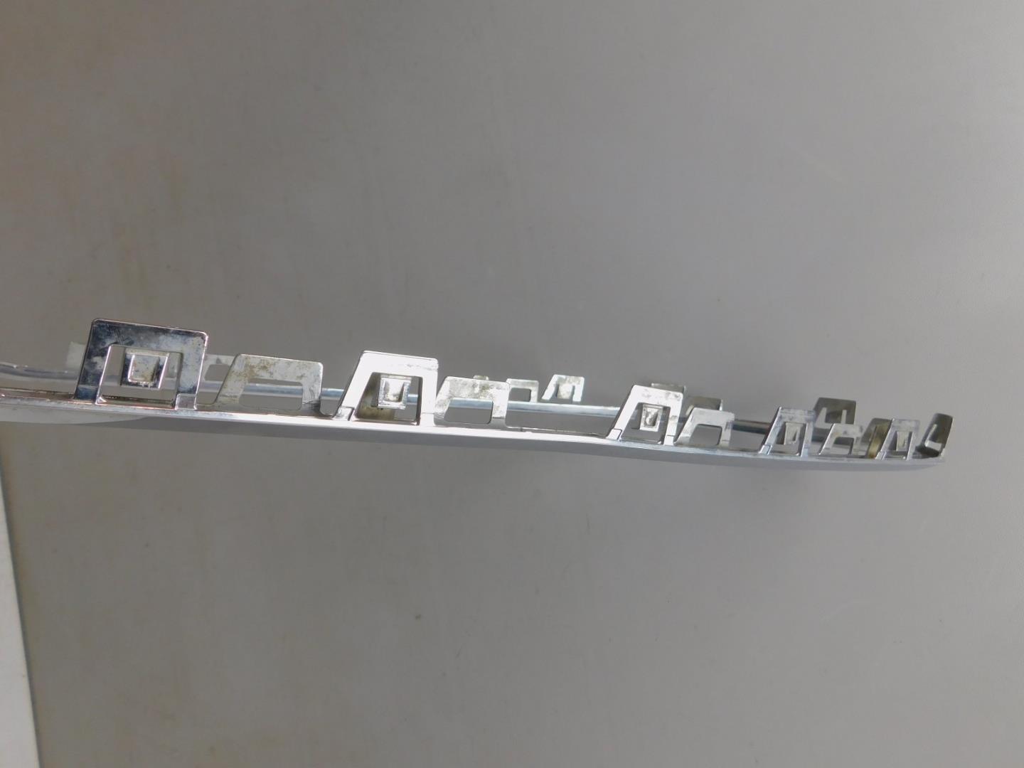 Накладка на решетку радиатора