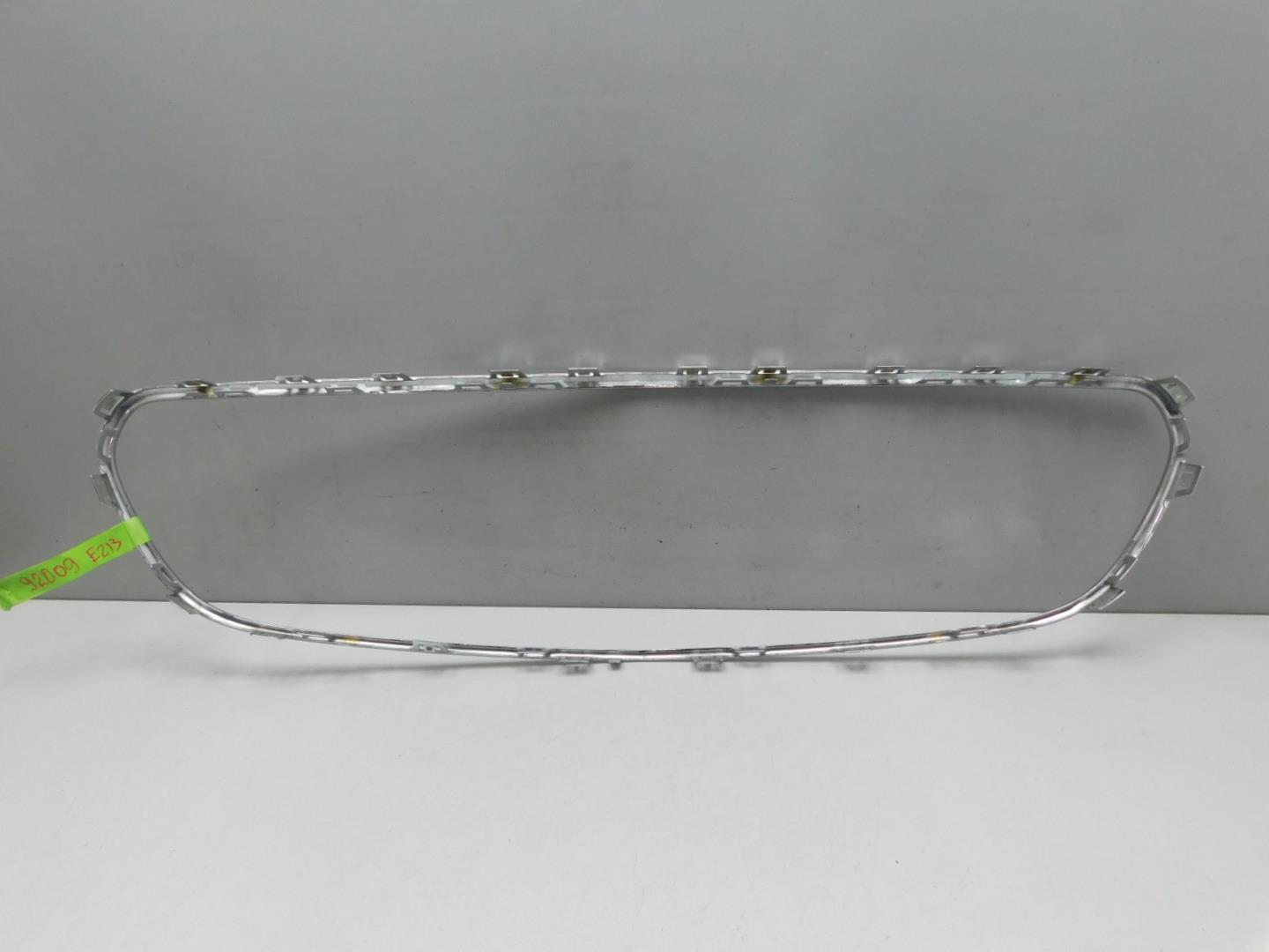 Накладка на решетку радиатора