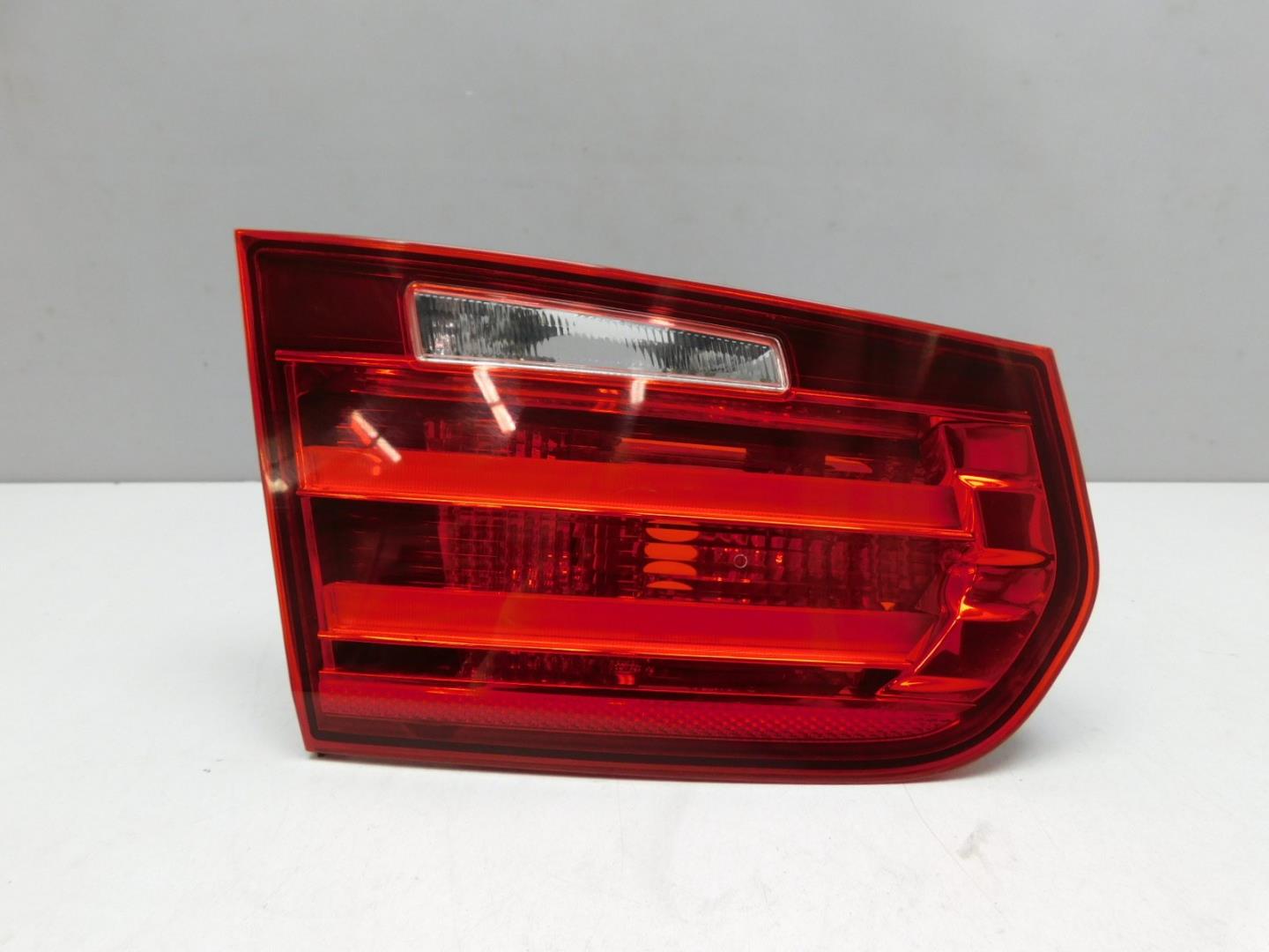 Фонарь задний внутренний левый