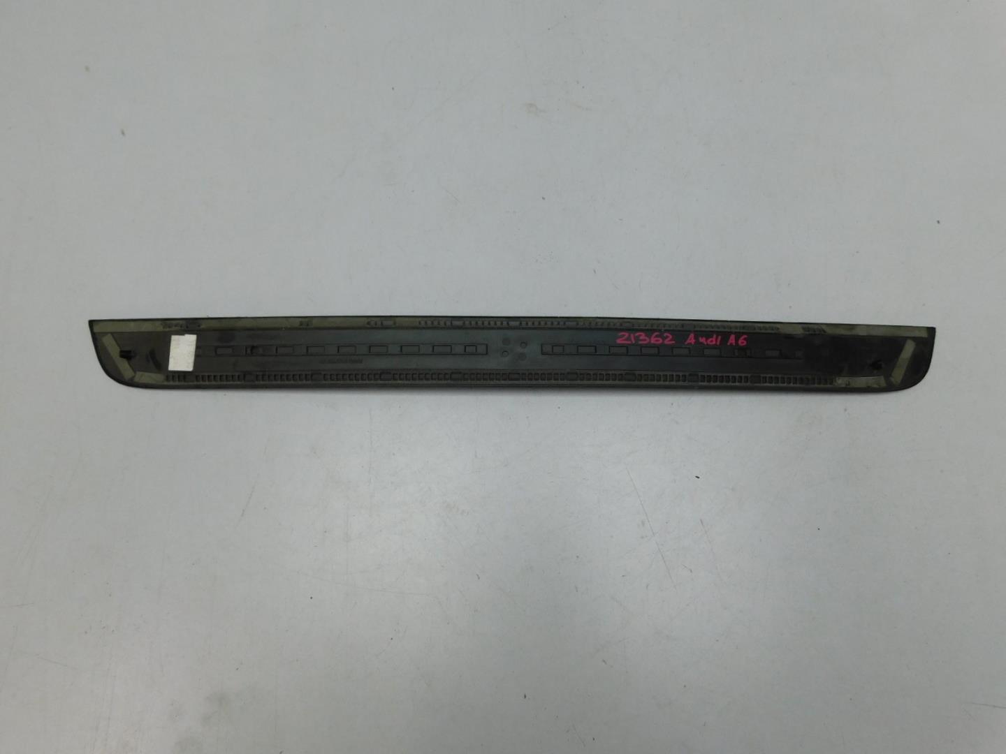 Накладка порога (внутренняя)