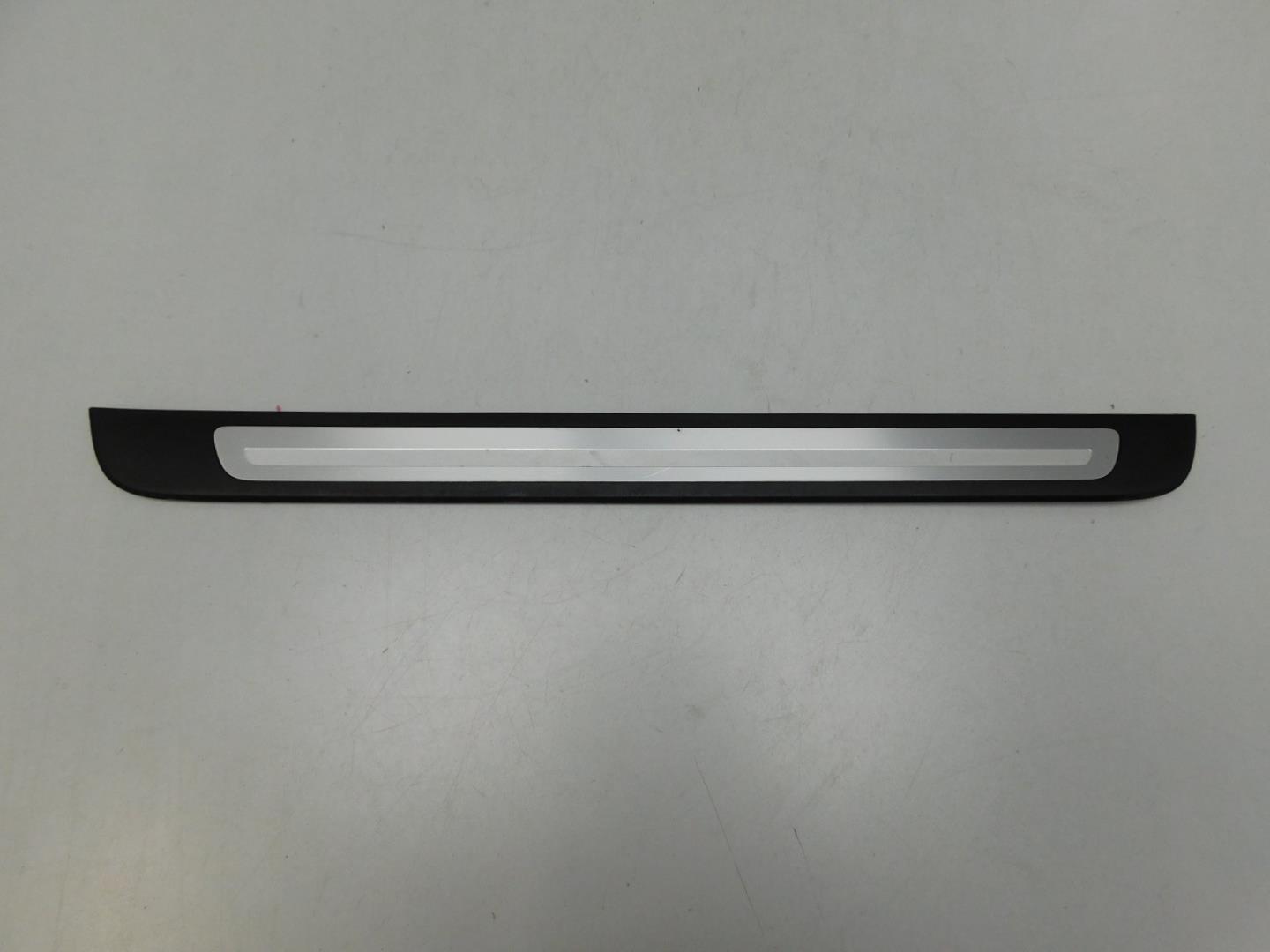 Накладка порога (внутренняя)