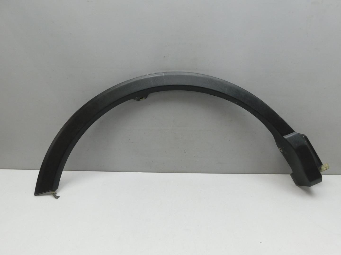 Накладка заднего крыла правого