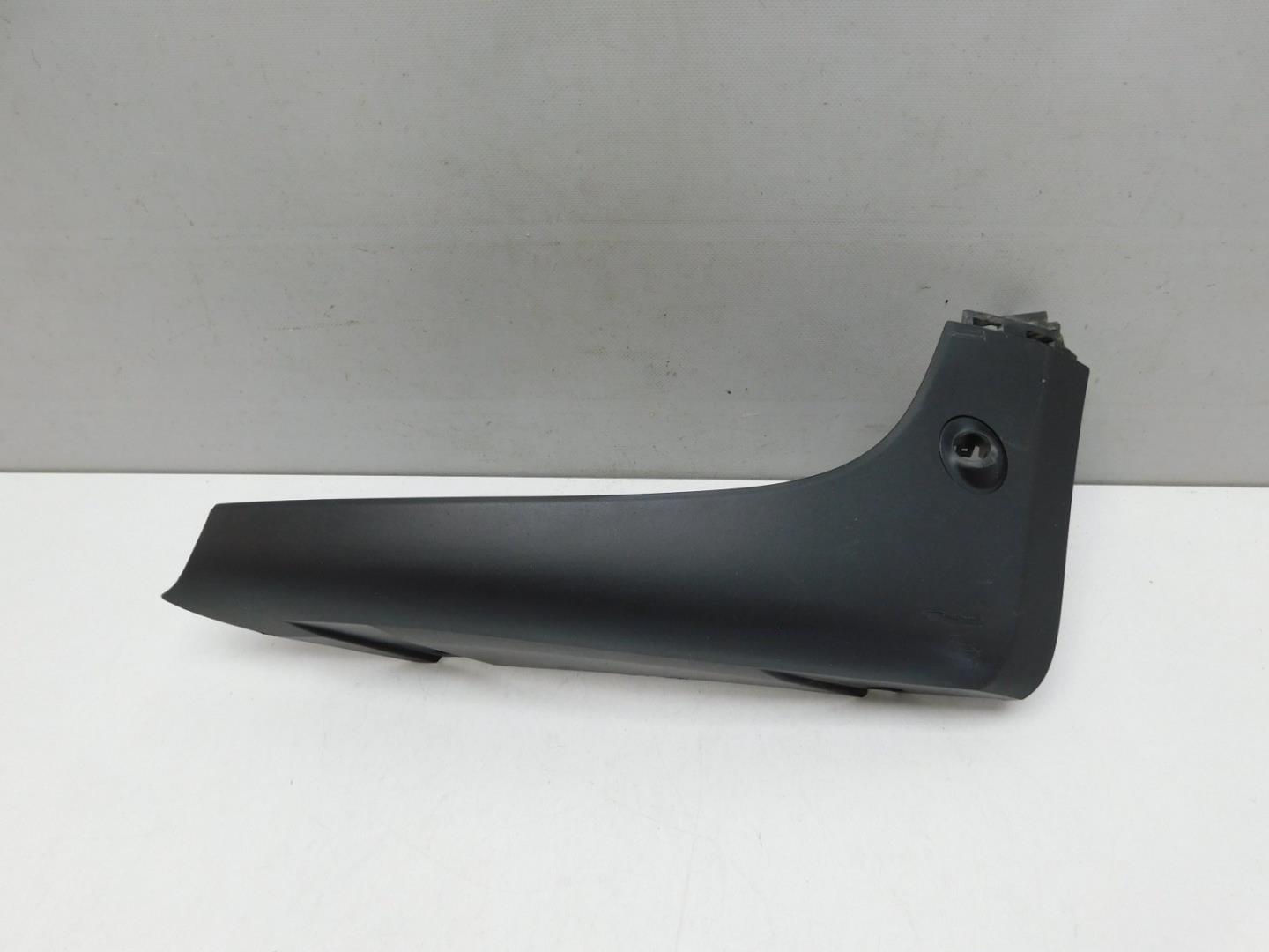 Накладка переднего бампера