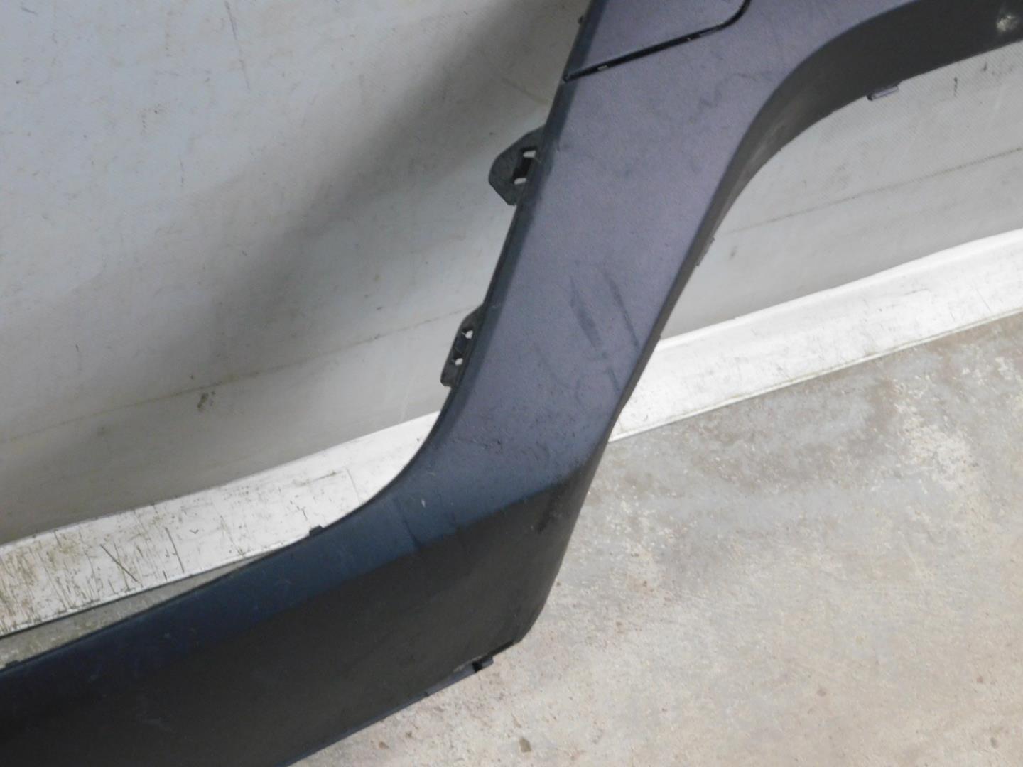 Накладка переднего бампера