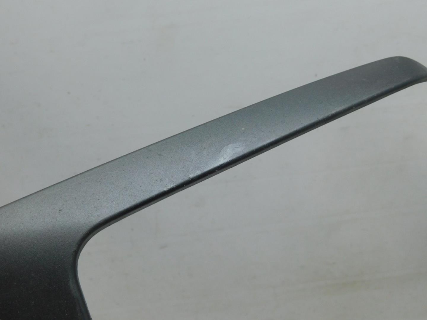 Накладка переднего бампера