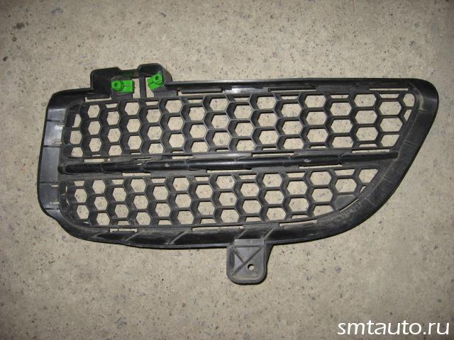 Решетка в бампер левая