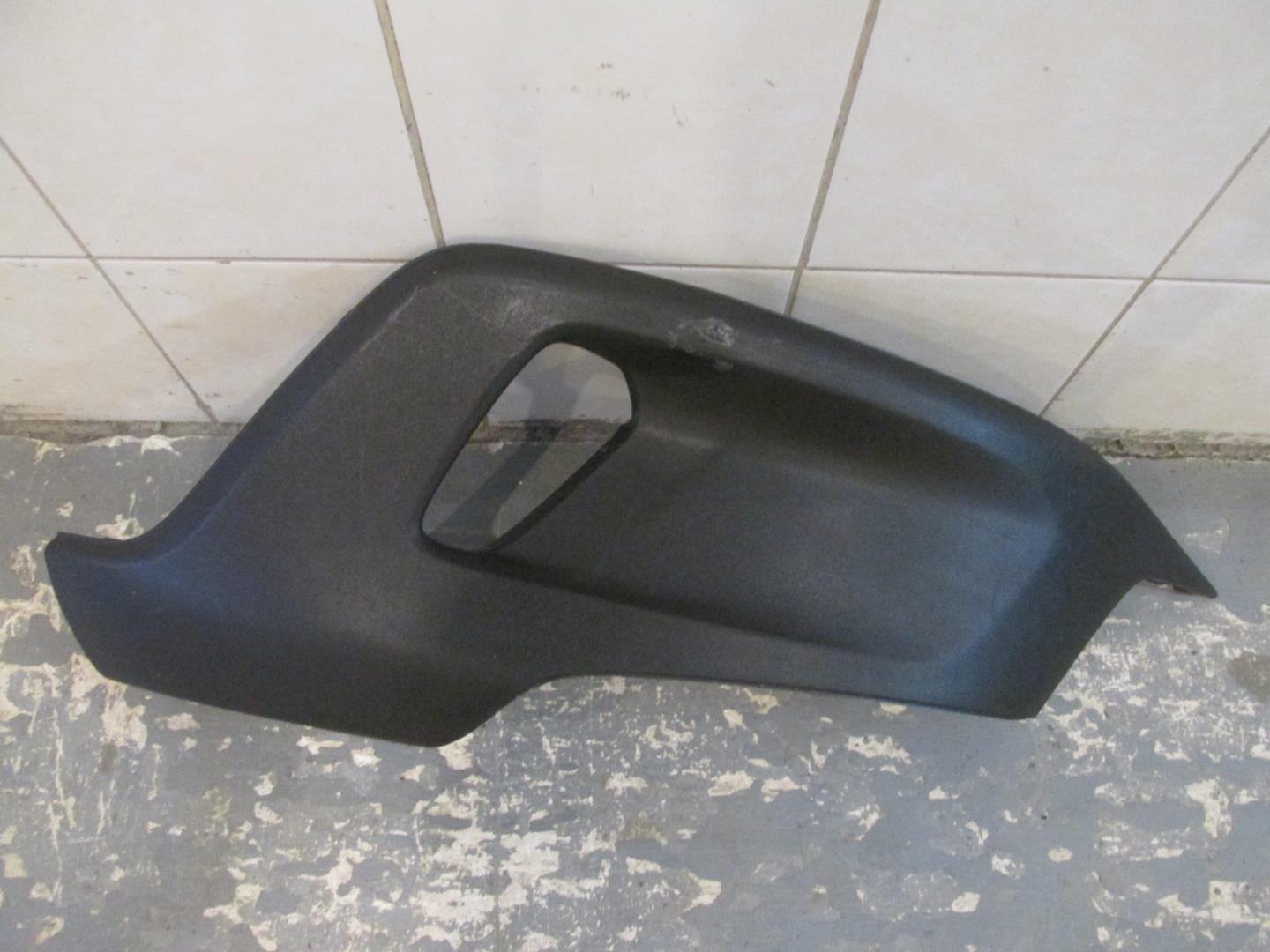 Накладка переднего бампера