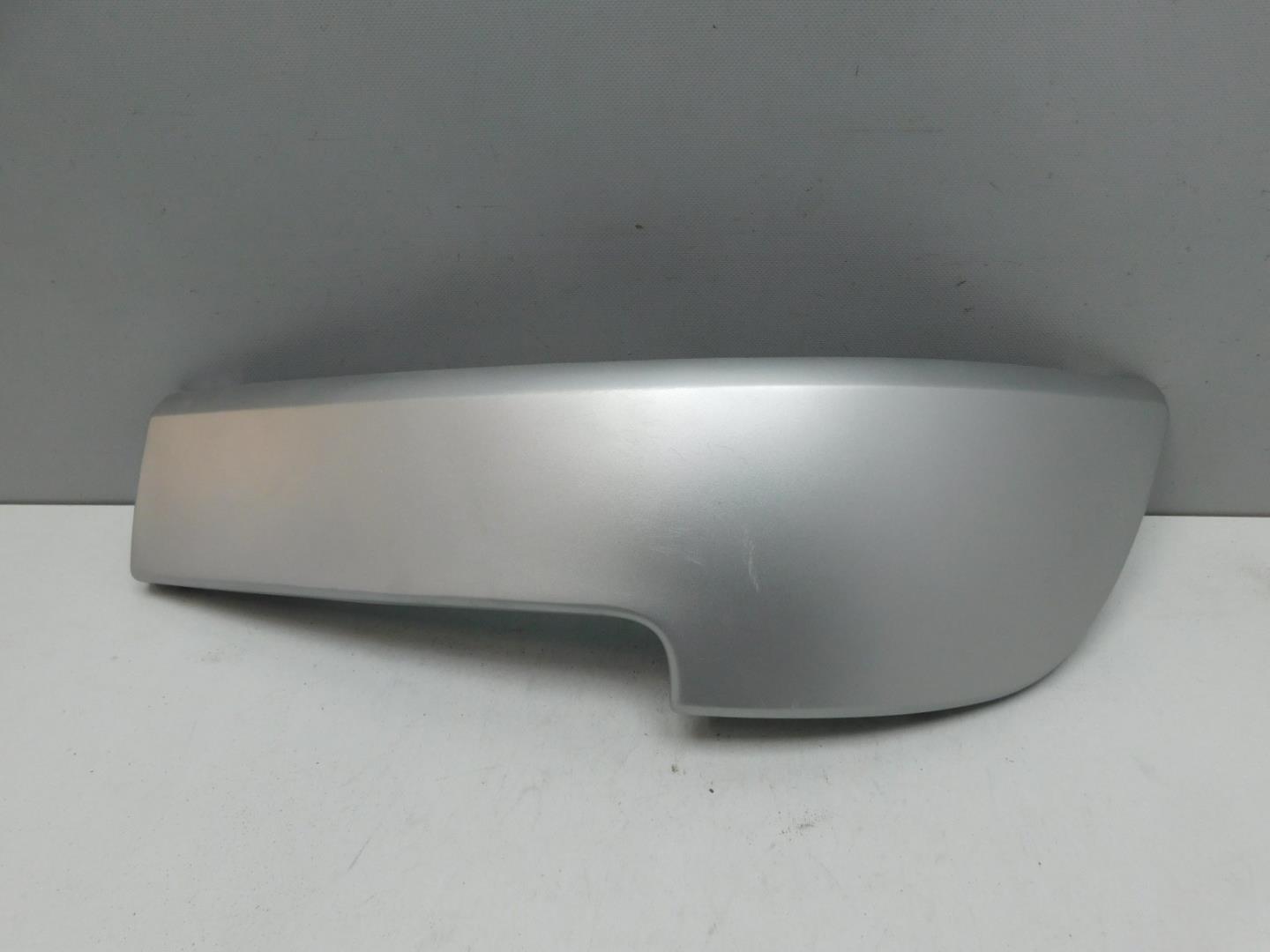 Накладка переднего бампера