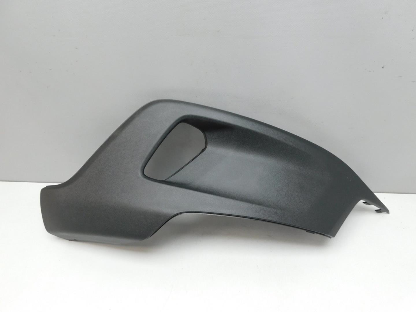 Накладка переднего бампера