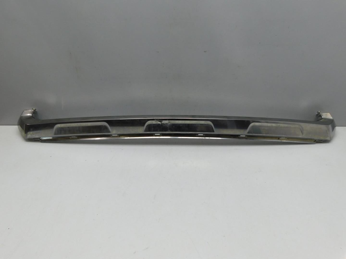 Накладка переднего бампера