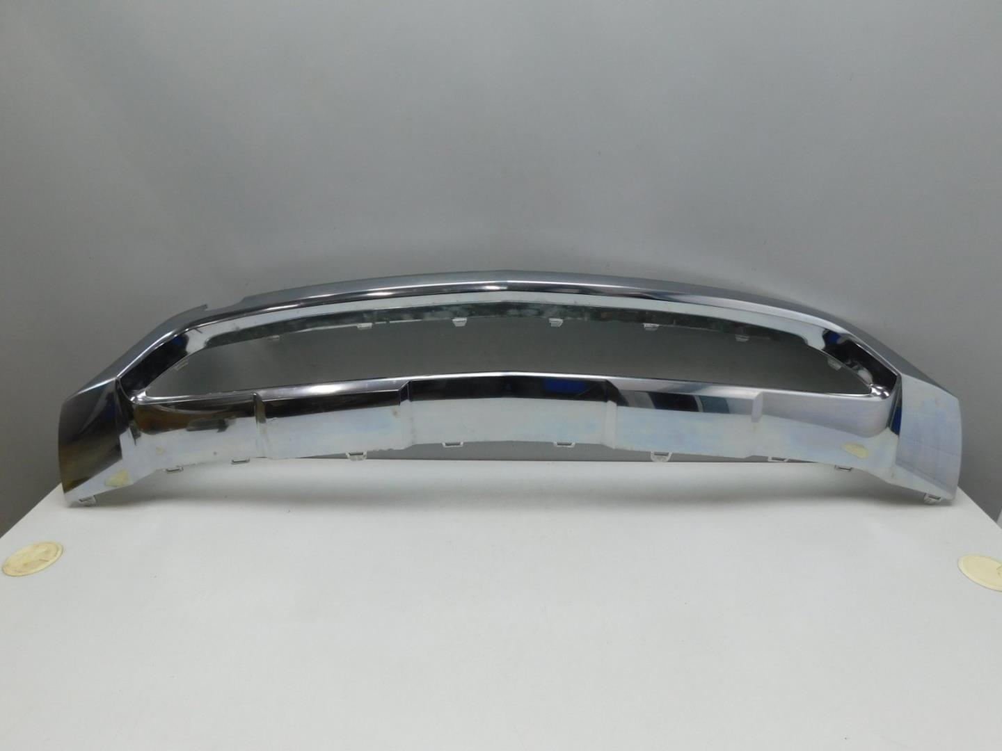 Накладка переднего бампера