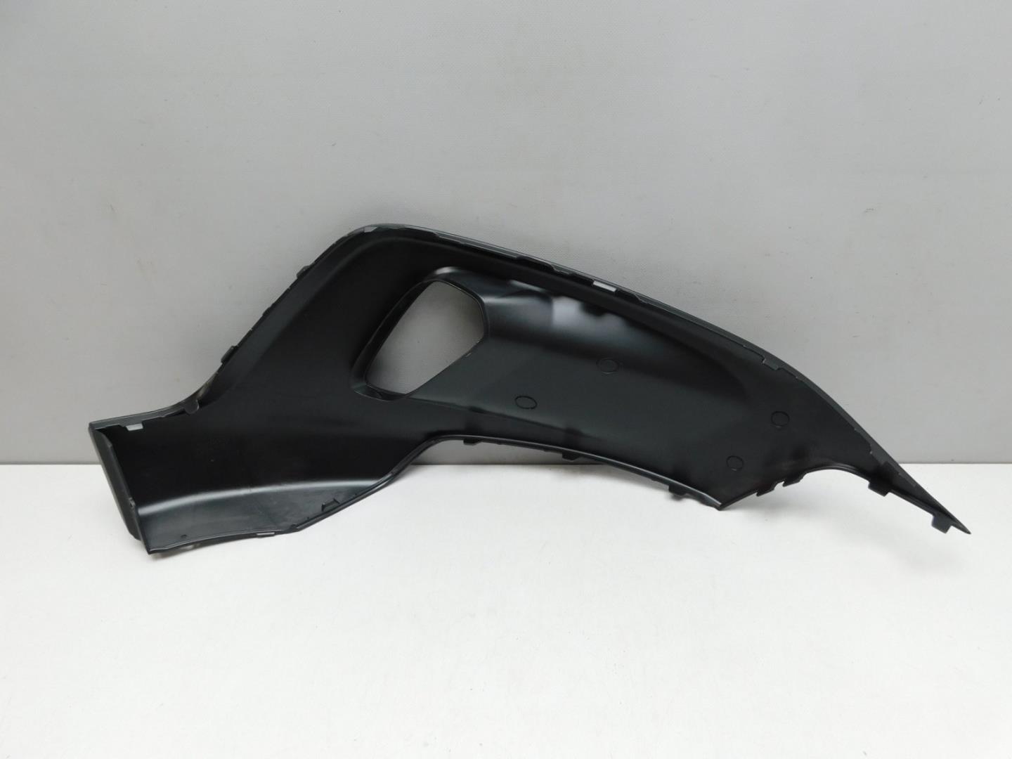 Накладка переднего бампера