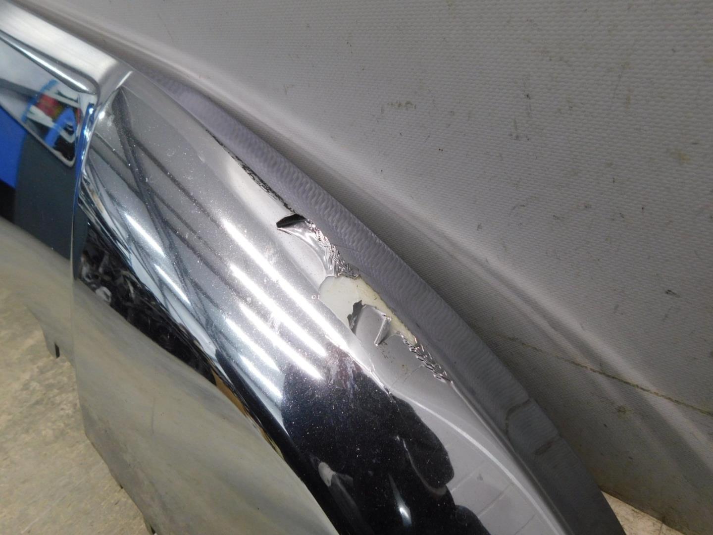 Накладка переднего бампера