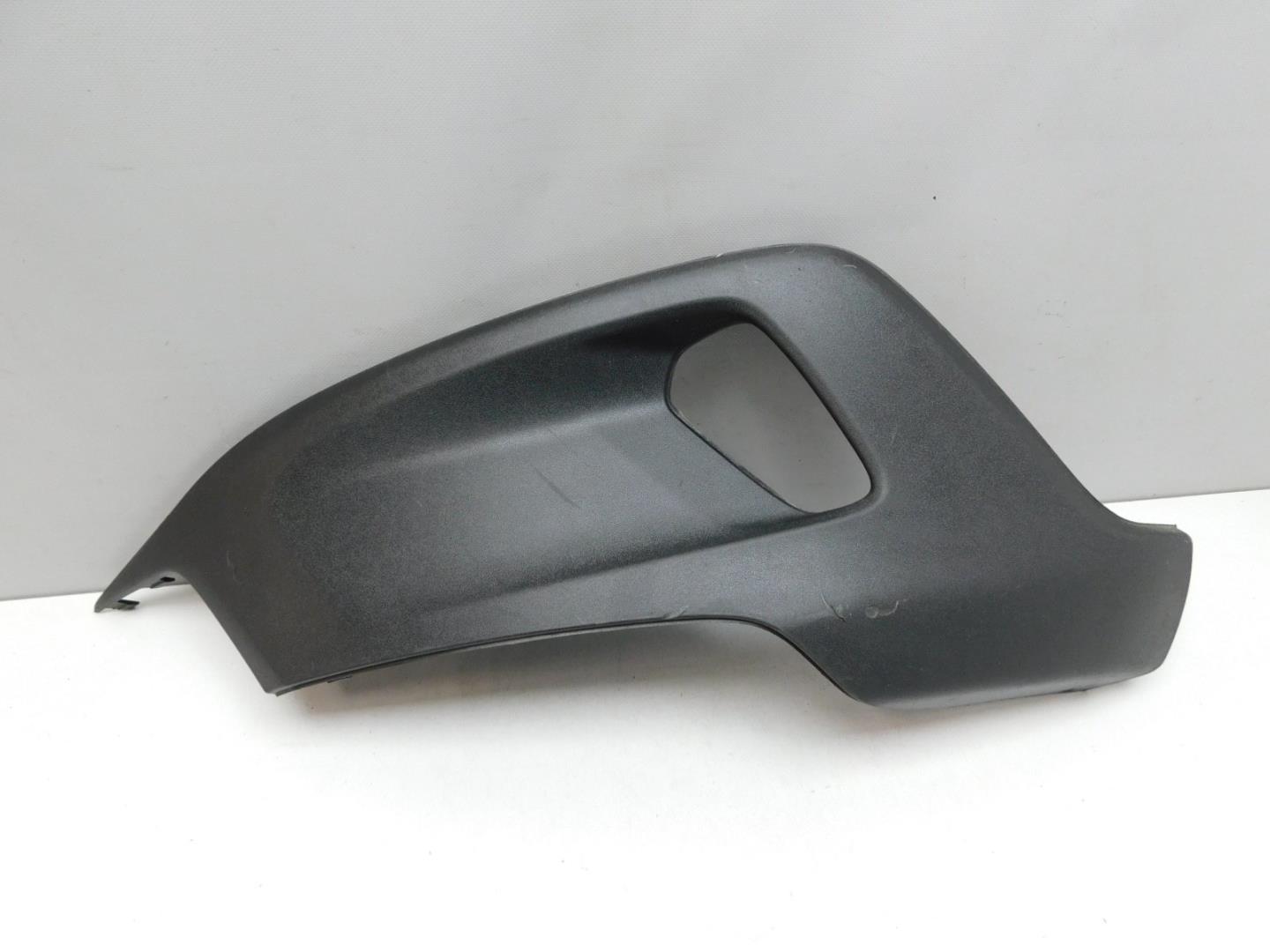 Накладка переднего бампера