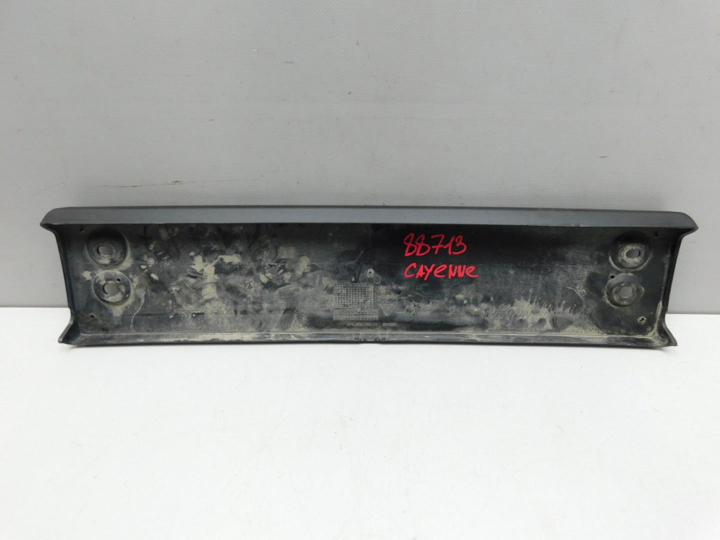 Накладка переднего бампера