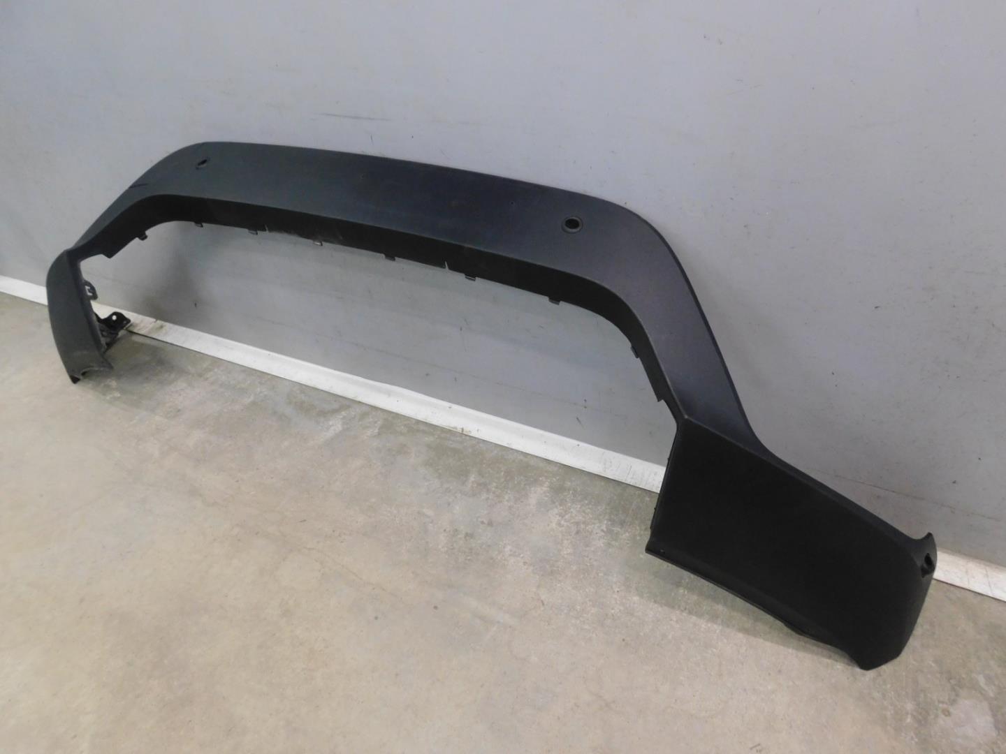 Накладка переднего бампера