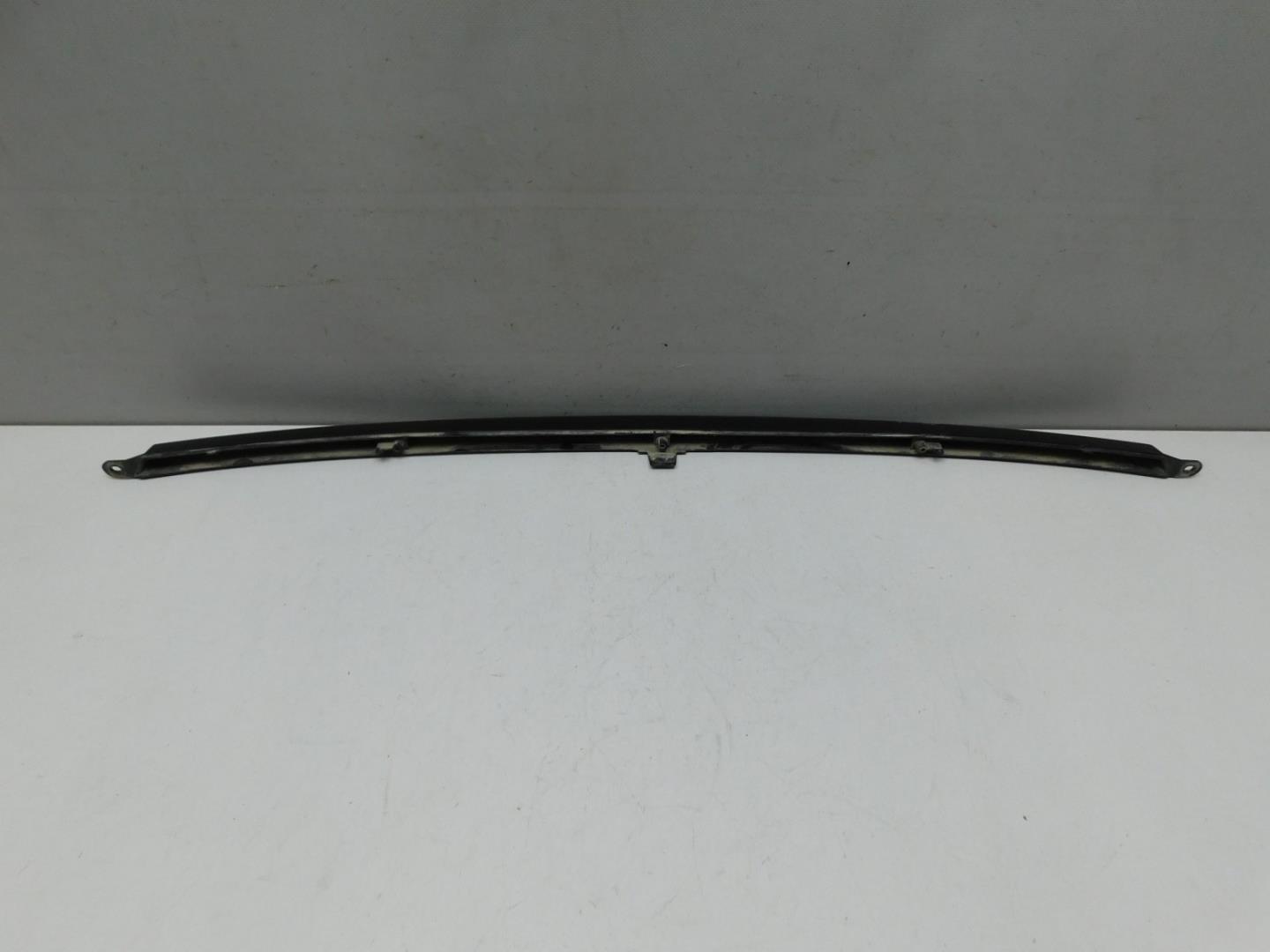 Накладка переднего бампера