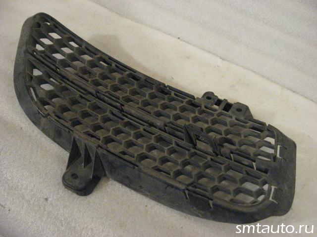 Решетка в бампер левая