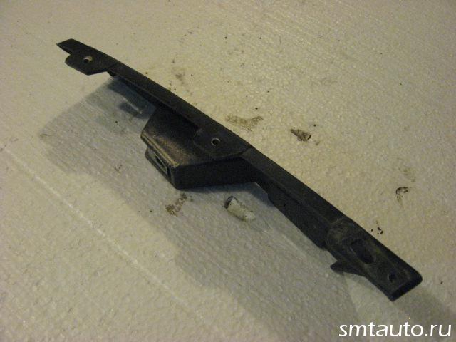 Направляющая переднего бампера