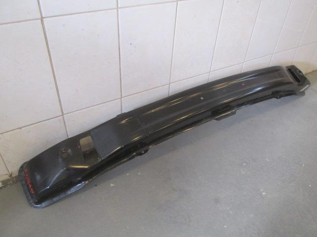 Усилитель переднего бампера