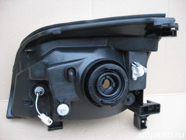 Фара правая для X-Trail (T30) 2000-2007