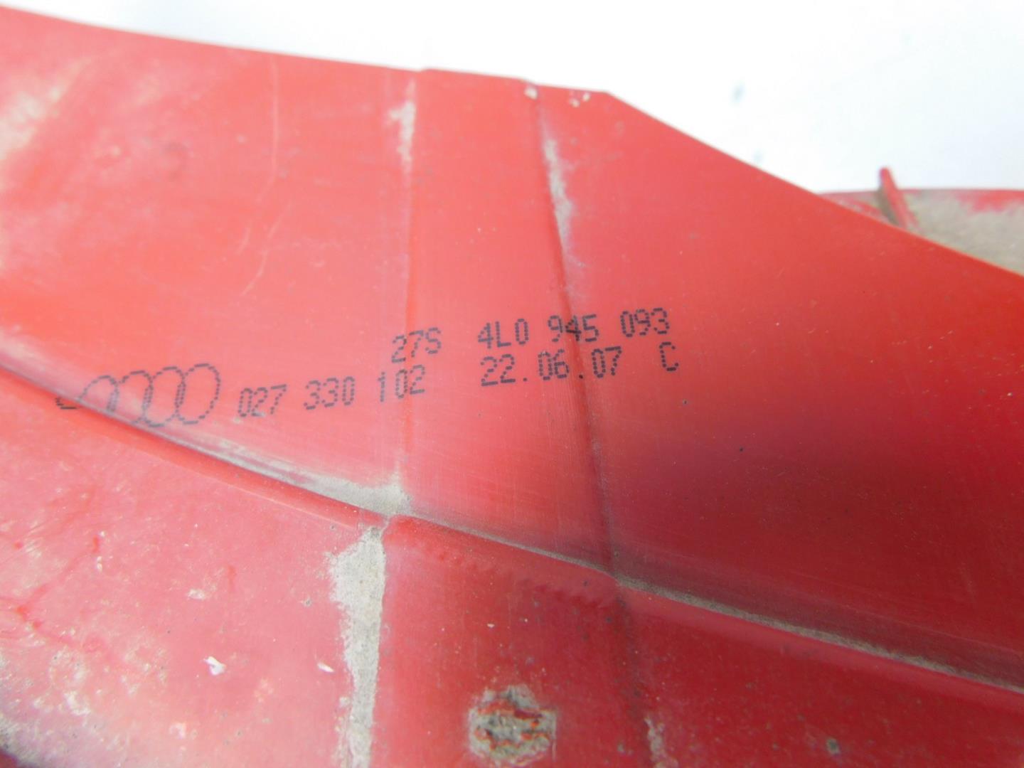 Фонарь задний левый