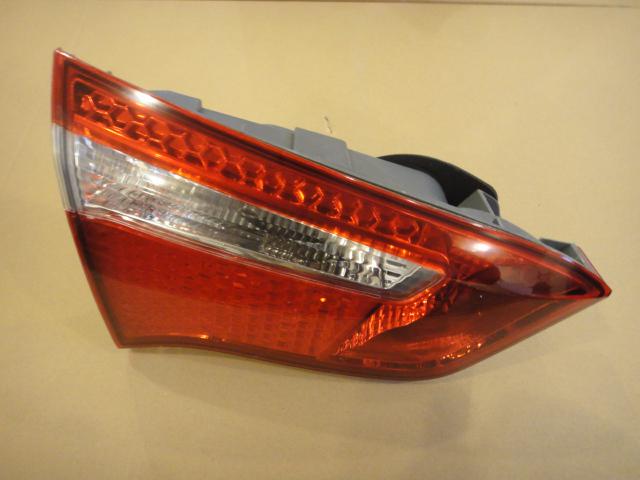 Фонарь задний внутренний левый