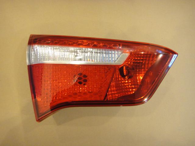 Фонарь задний внутренний левый