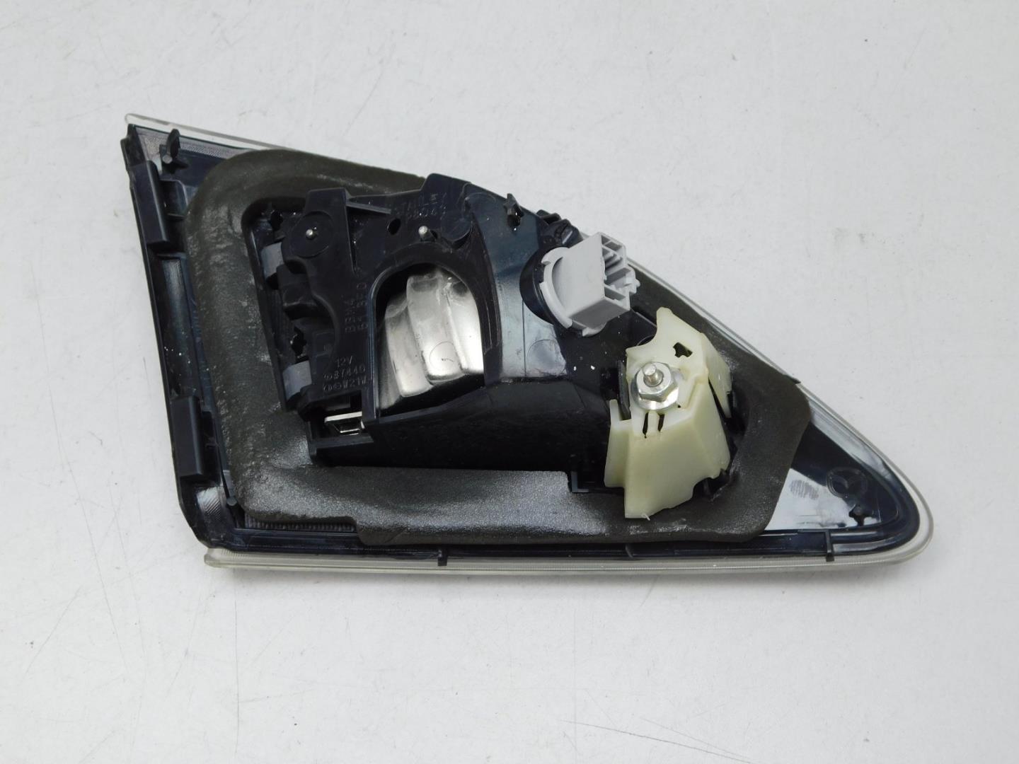 Фонарь задний внутренний правый