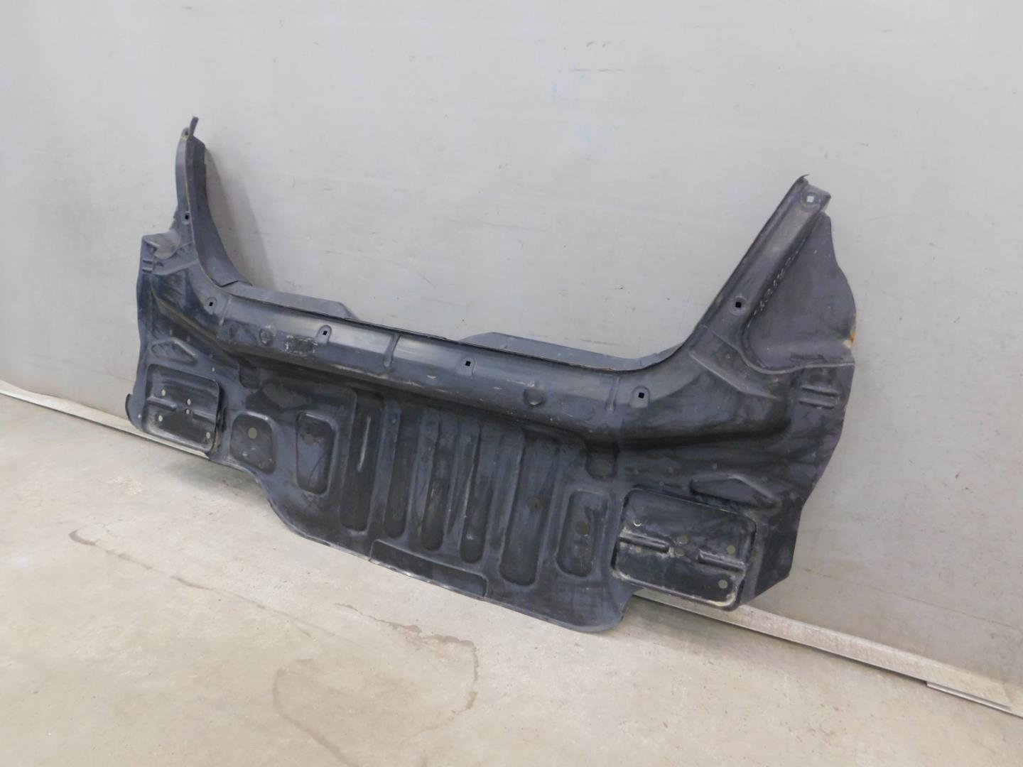 Панель задняя