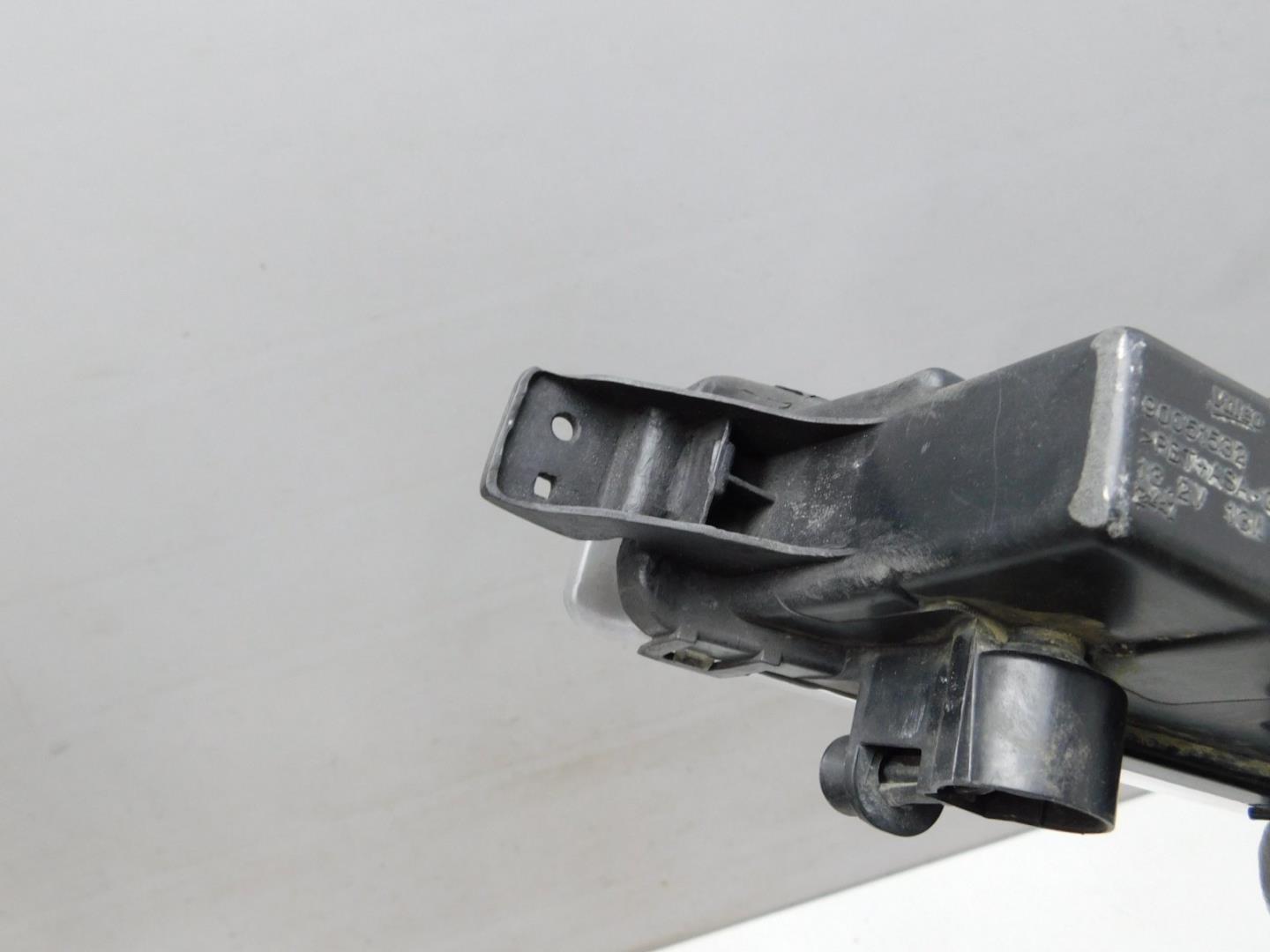 Фара противотуманная правая