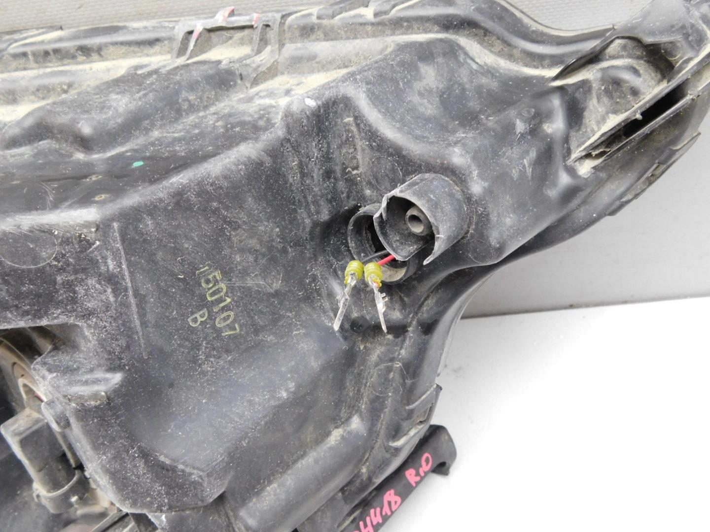 Фара противотуманная левая