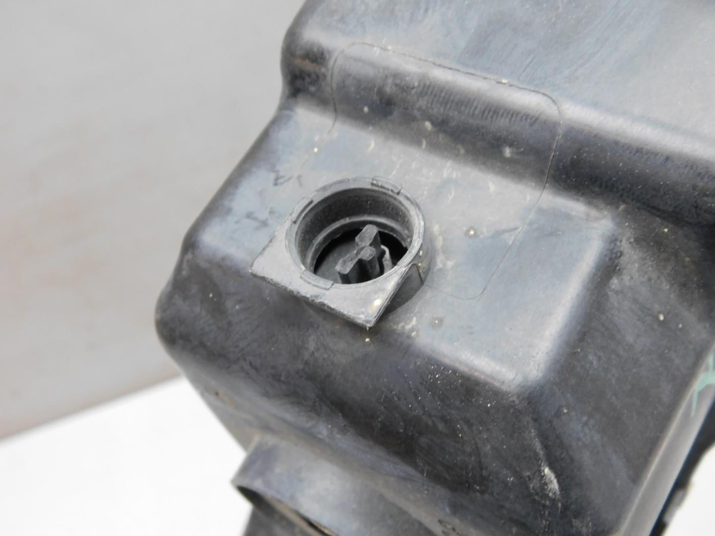 Фара противотуманная левая