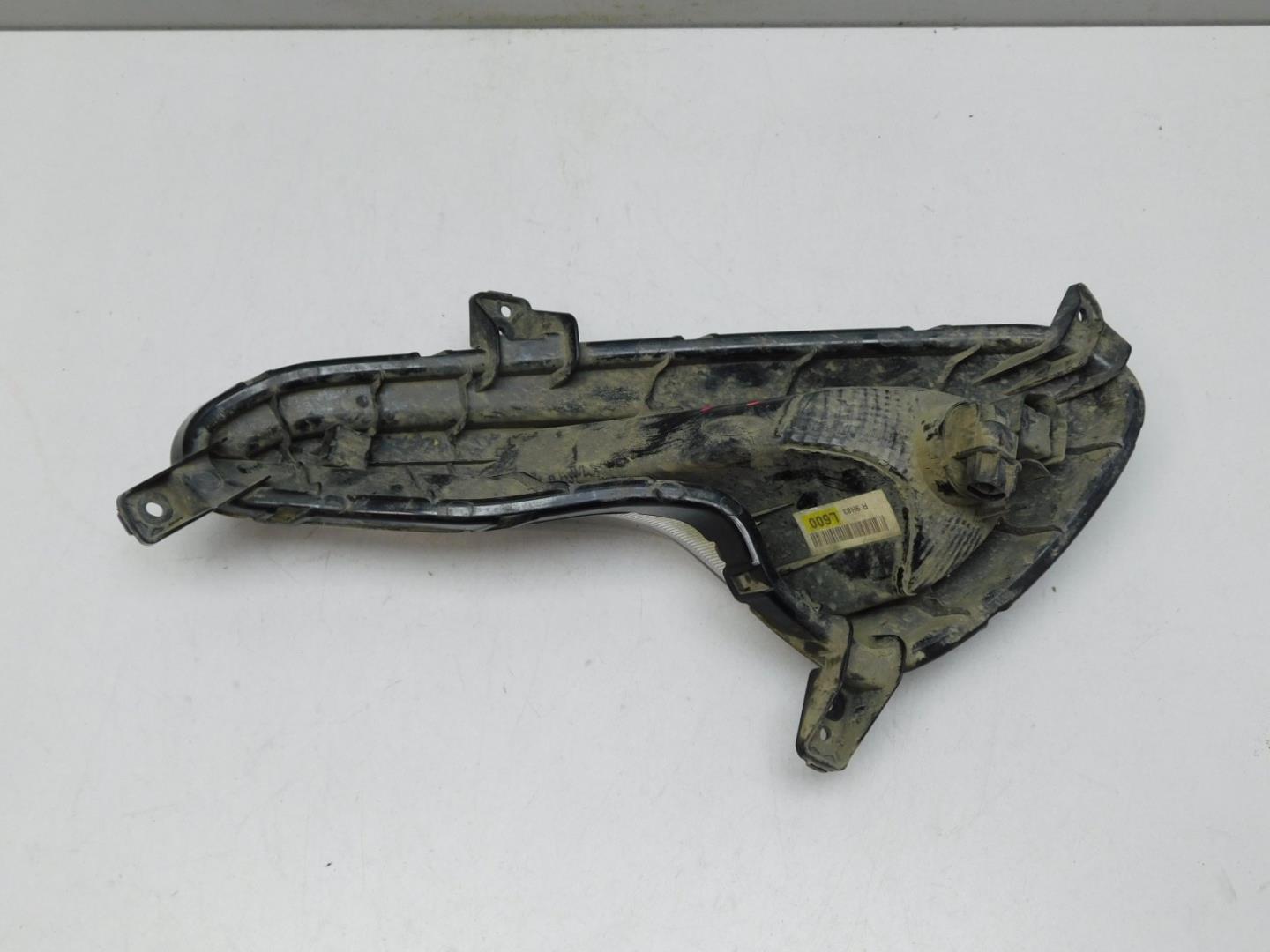 Фара противотуманная правая