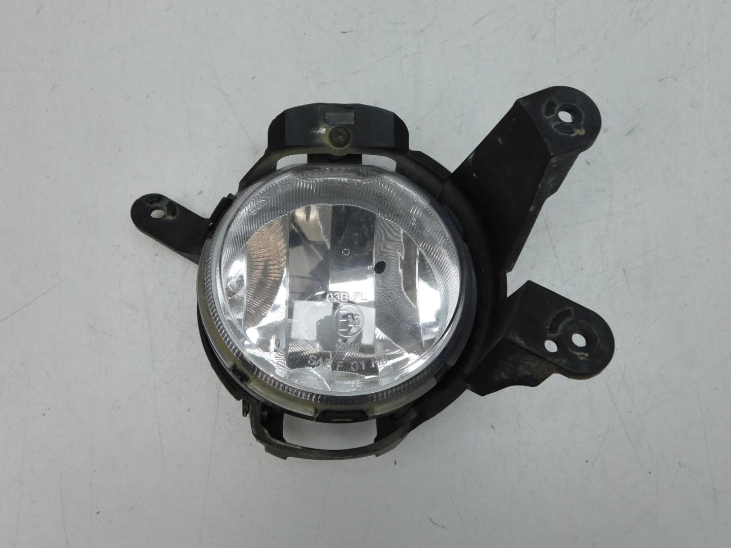 Фара противотуманная правая