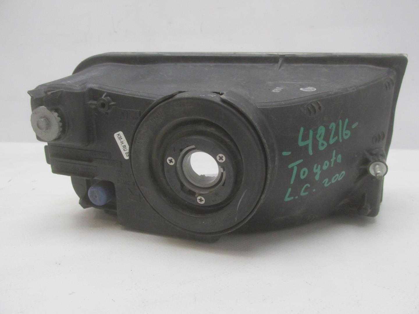 Фара противотуманная правая