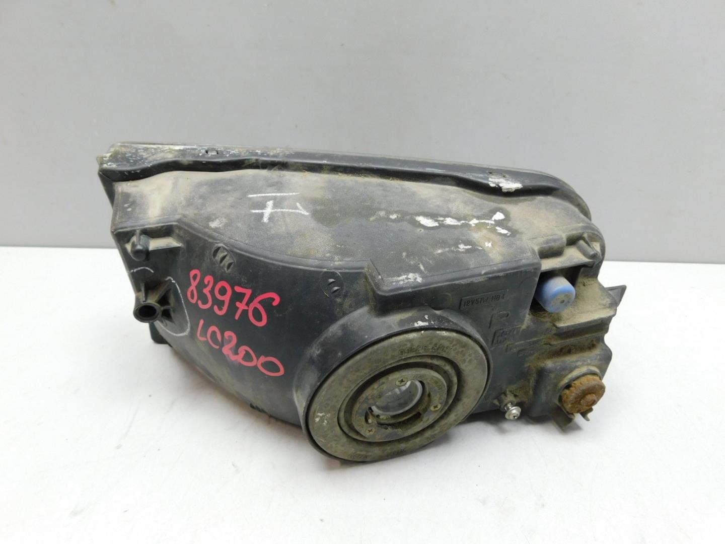 Фара противотуманная правая