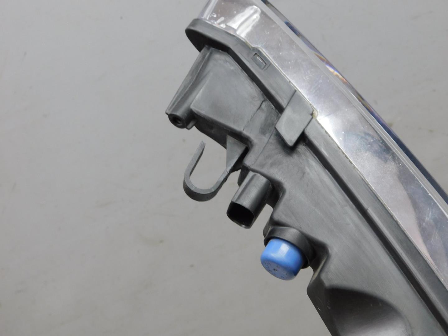 Габарит передний правый