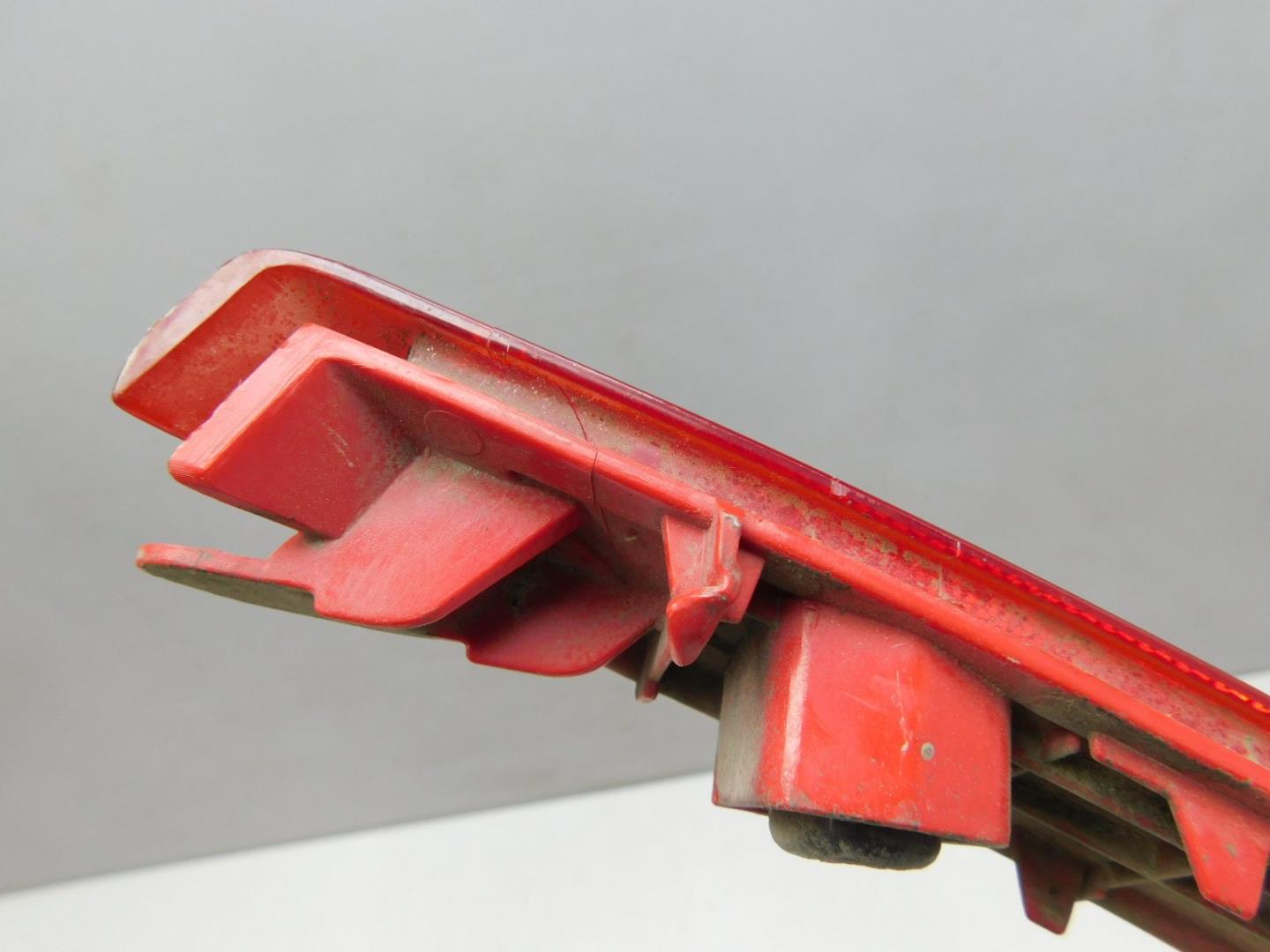 Фонарь задний в бампер левый