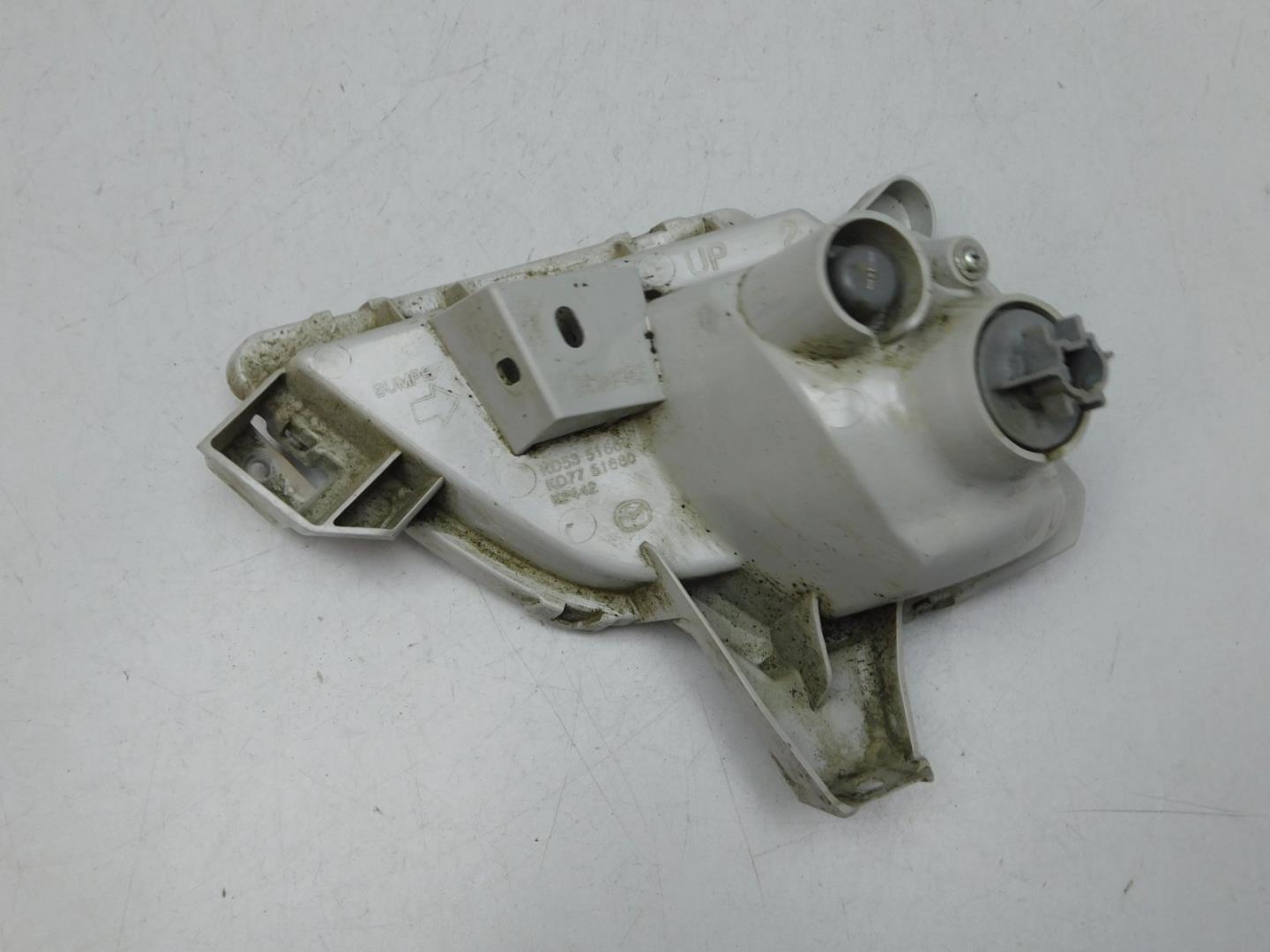 Фонарь задний в бампер левый