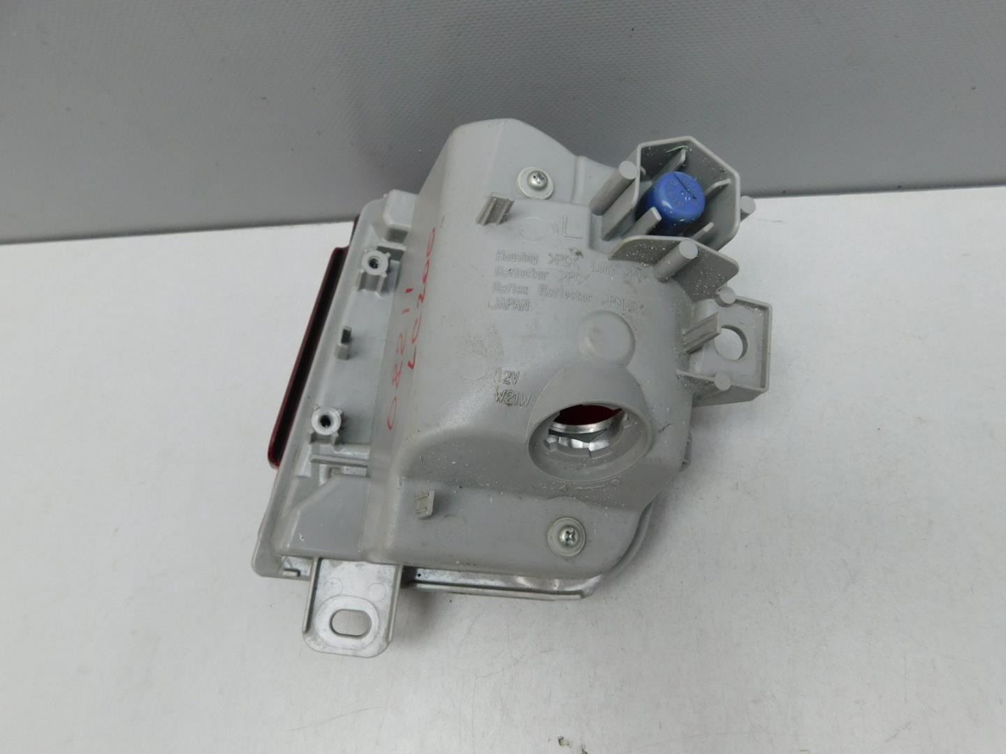 Фонарь задний в бампер левый