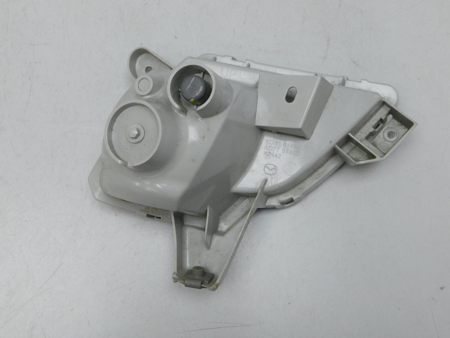 Фонарь задний в бампер правый